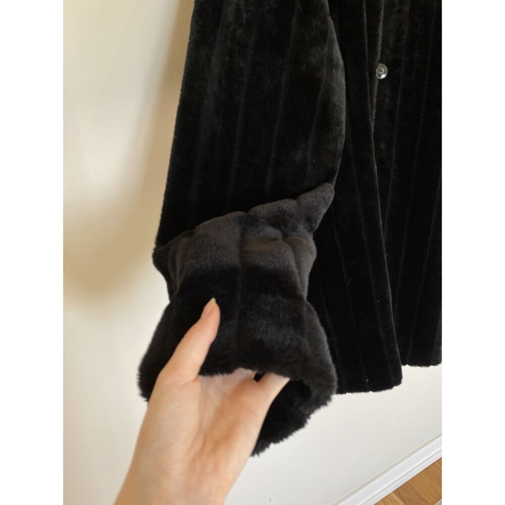 Women’s 3X Faux Fur Jacket - Picture 5 of 10